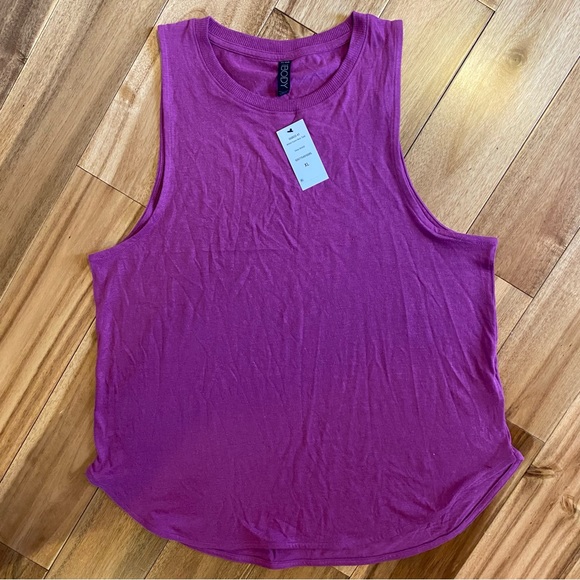Cotton On Active Curve Hem Tank - Picture 2 of 5